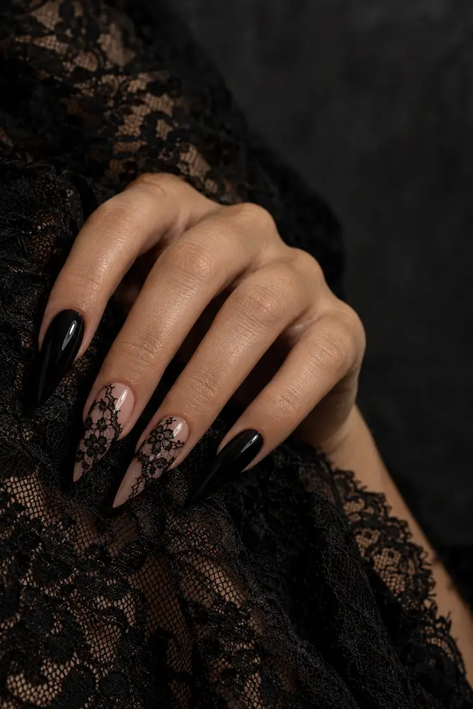 black nail desgin